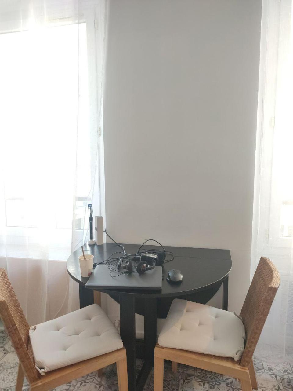 Montmartre Charm Luxurious Getaway Apartment